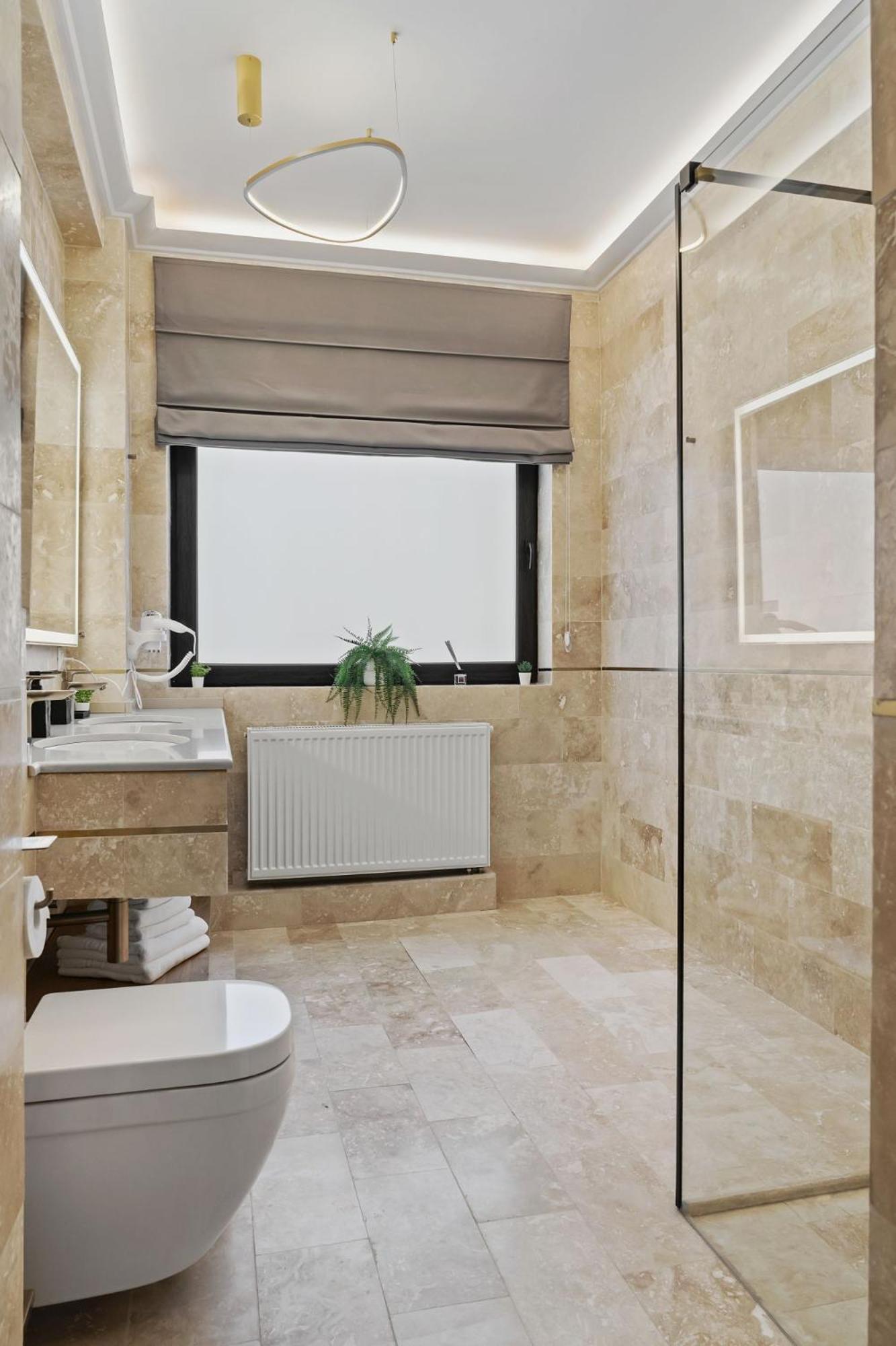 Central Two Rooms Apartment The Paradise Of Lights Букурещ Екстериор снимка