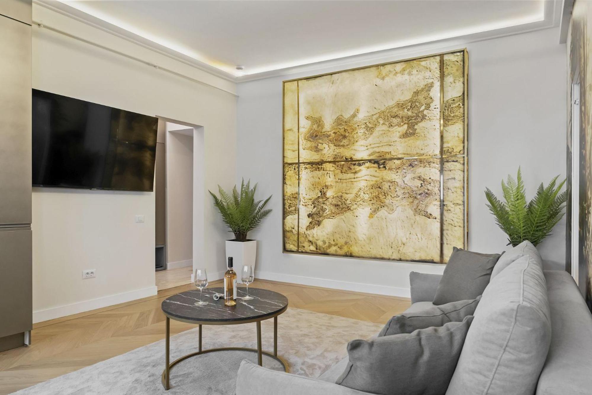 Central Two Rooms Apartment The Paradise Of Lights Букурещ Екстериор снимка